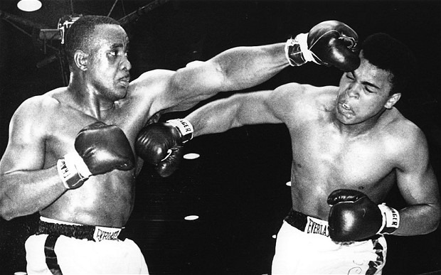 Muhammad Ali defeated World Heavyweight Boxing Champion Sonny Liston ...